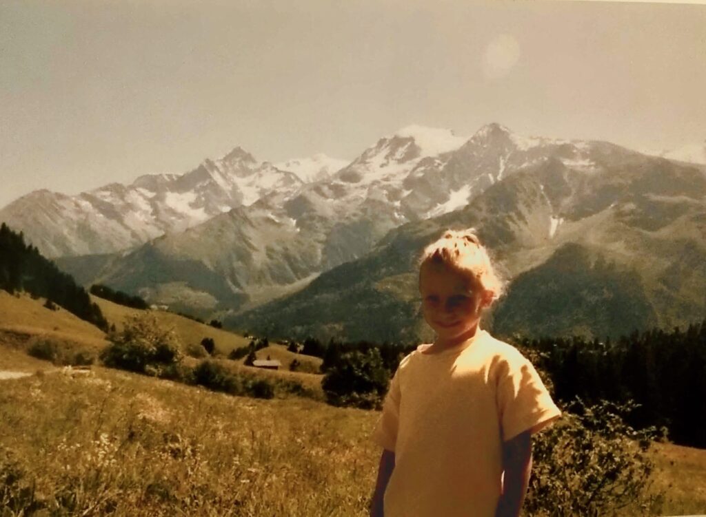 Une enfance près des montagnes (@Aurélie Martin)