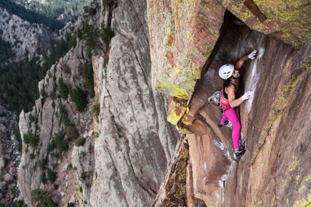 L’art de grimper vite, ensemble : Laura Pineau nous raconte son record sur Naked Edge